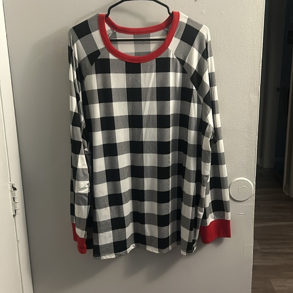 Plus size pajama set - Picture 2 of 7